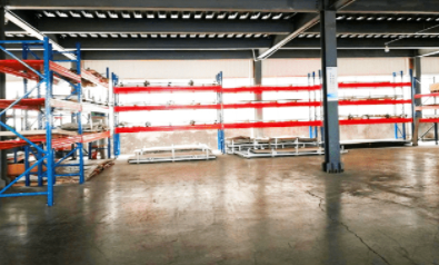 倉(cāng)儲(chǔ)部板材庫(kù)實(shí)現(xiàn)大變樣！