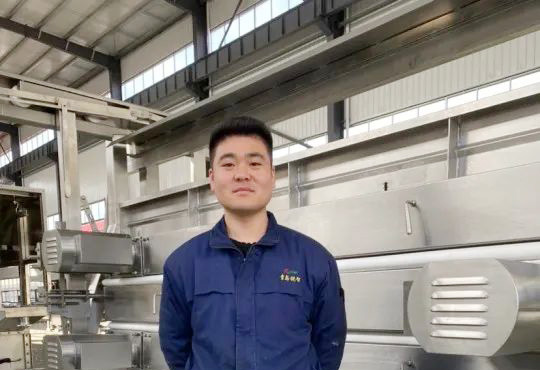 技術(shù)標(biāo)兵 敬業(yè)楷模-李洋